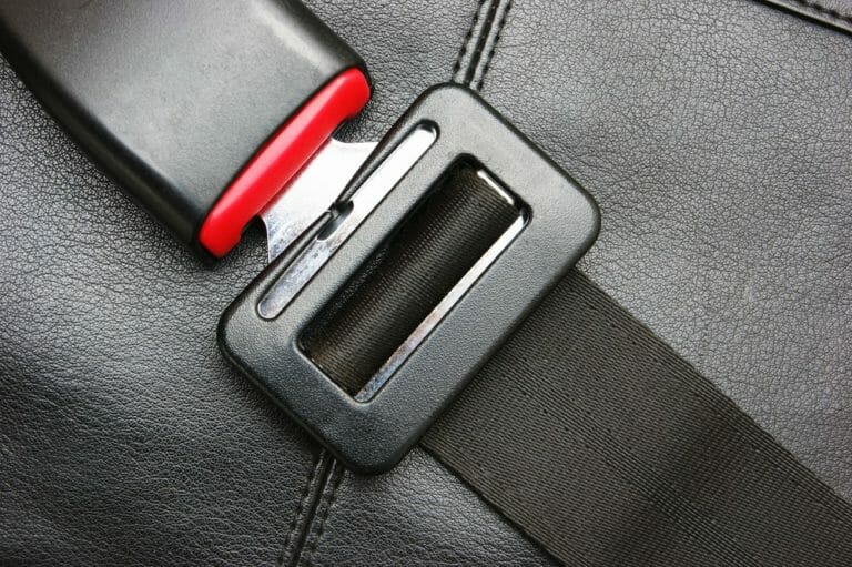 How To Fix A Seatbelt That Is Stuck