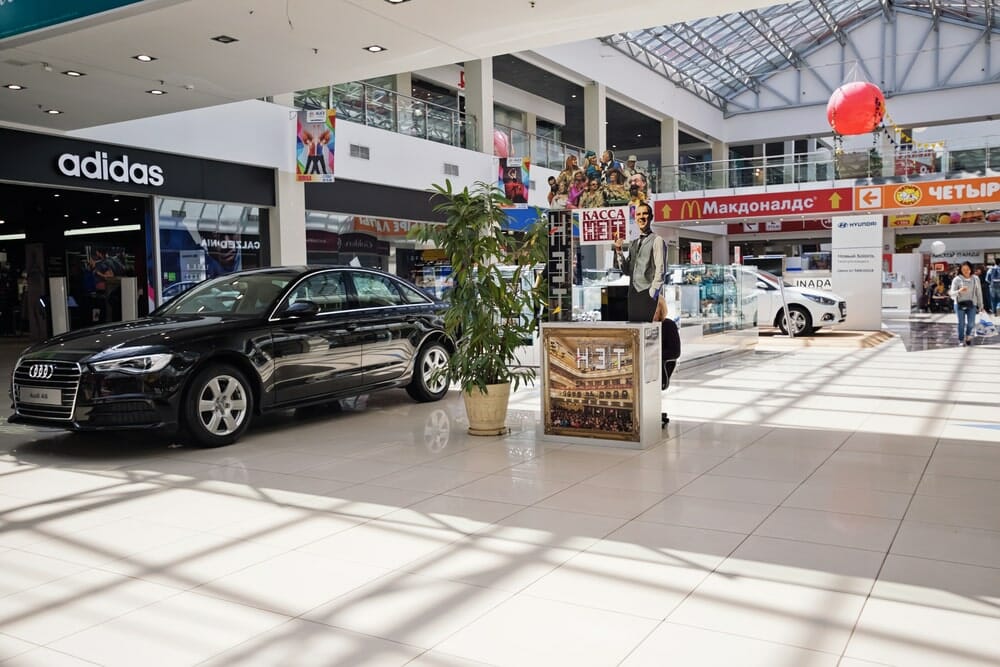 How Do They Get Cars In The Mall?