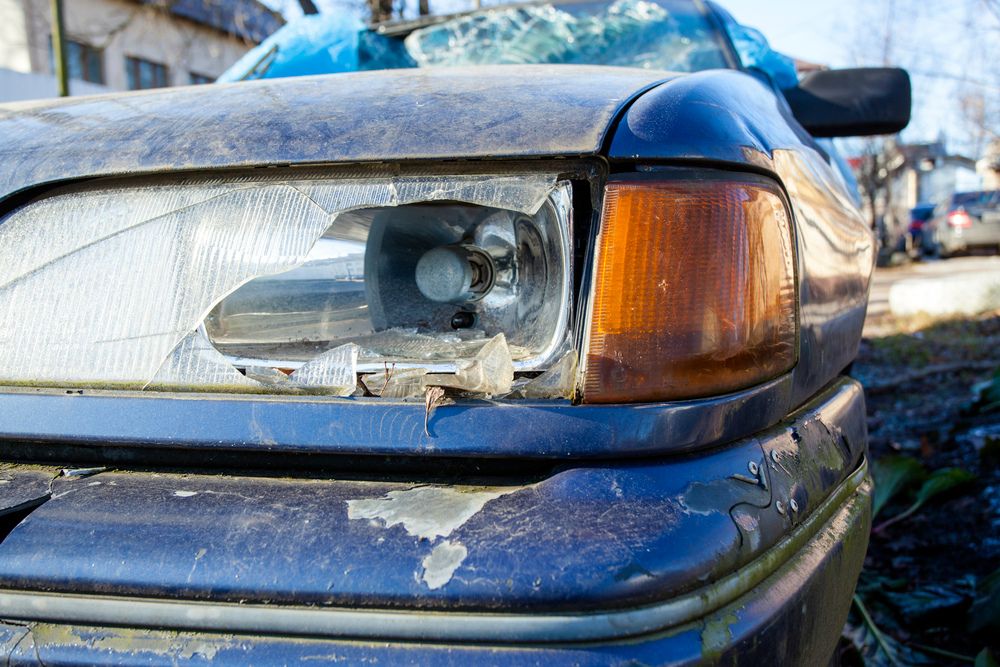 Is It Illegal To Drive With A Broken Headlight Cover?