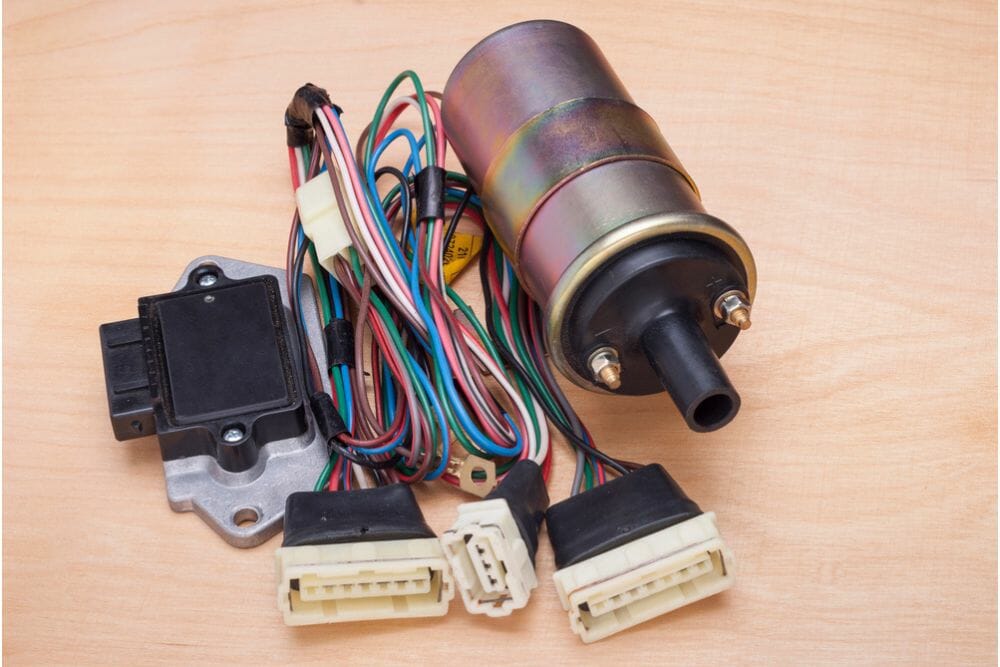 Car Radio Keeps Turning On By Itself (Causes And Fixes)