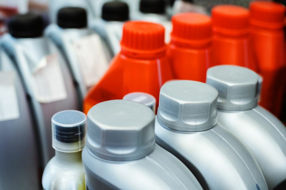 Who Makes Quaker State Oil And Is It Any Good? (2022 Review)