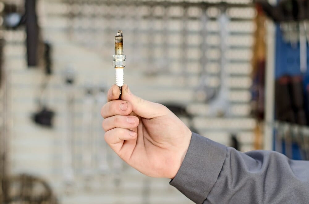 How To Gap Spark Plugs With And Without A Tool