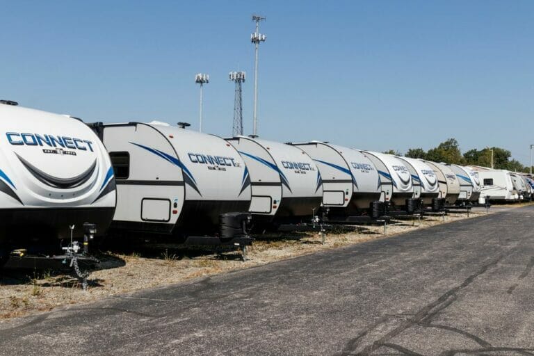 12 Great Travel Trailers Under 6,000 Lbs In 2024