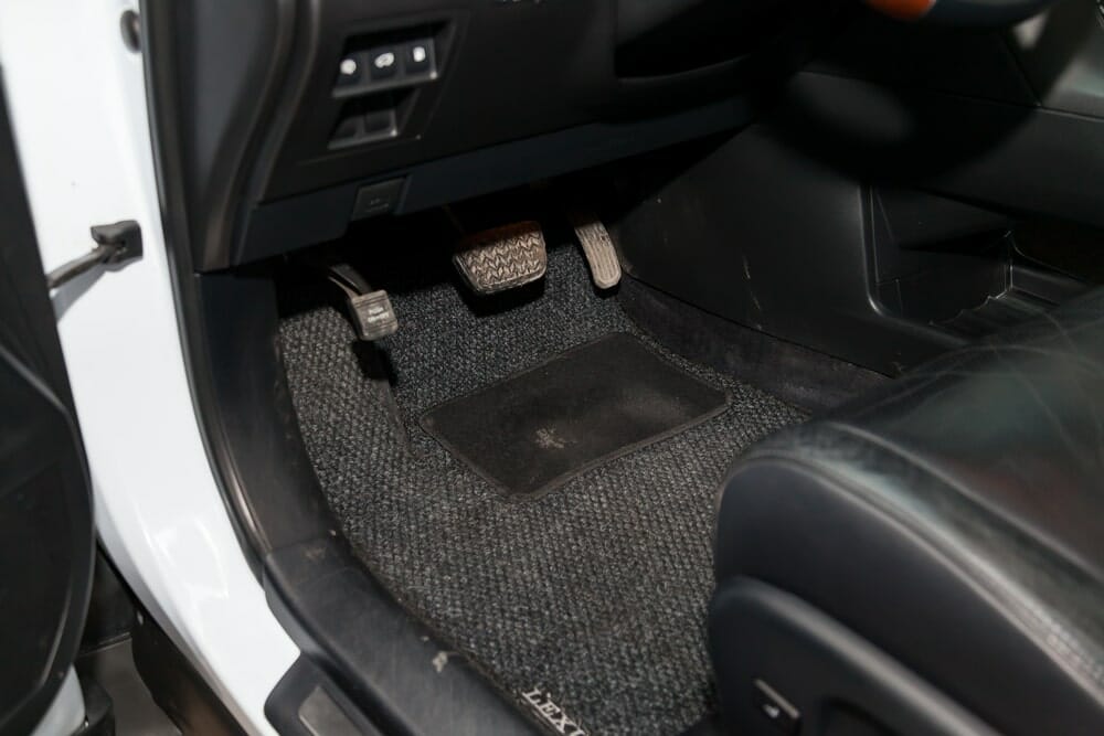 What To Do If Your Brake Pedal Suddenly Sinks To The Floor?