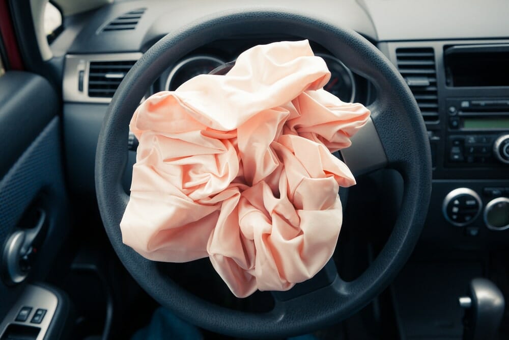 Can An Airbag Kill You? (Possible Dangers Of Airbags)