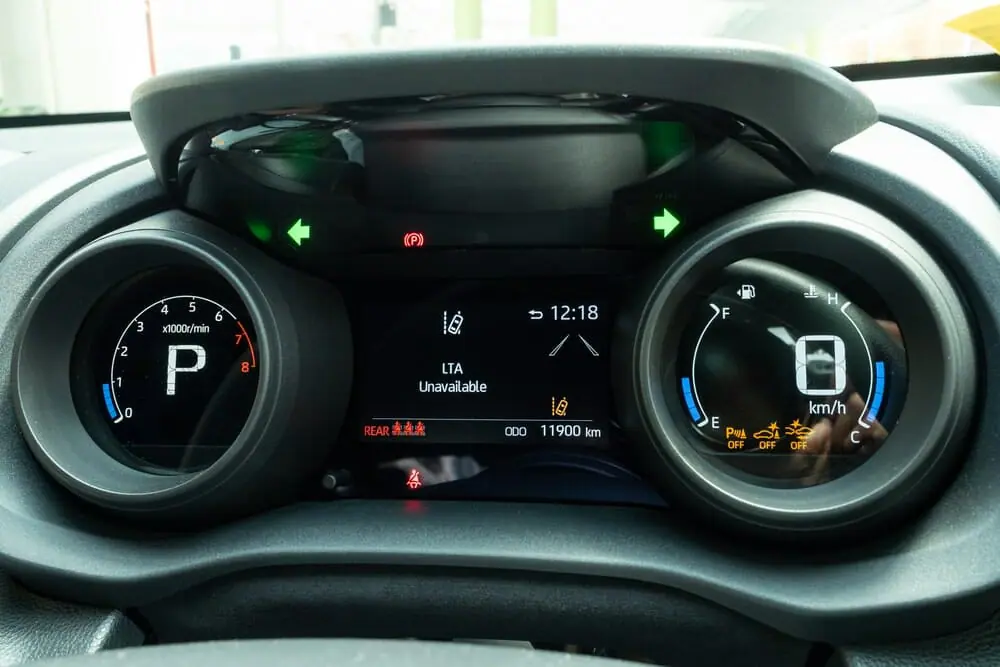 Introduce 117+ images how to turn off toyota pre collision system In