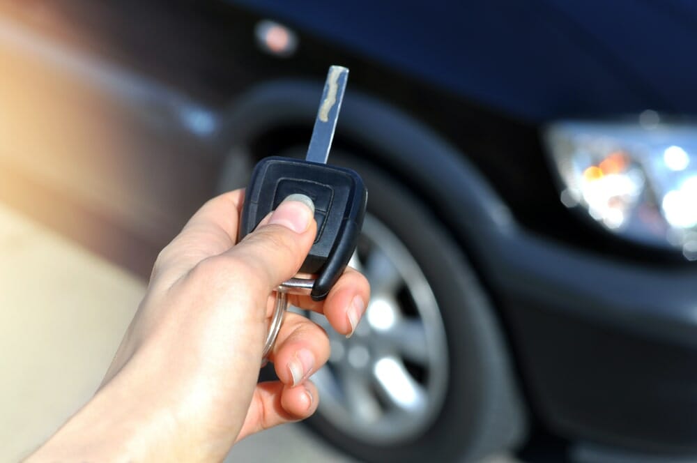 Hyundai Elantra Car Alarm Goes Off For No Reason (Causes And Fixes)