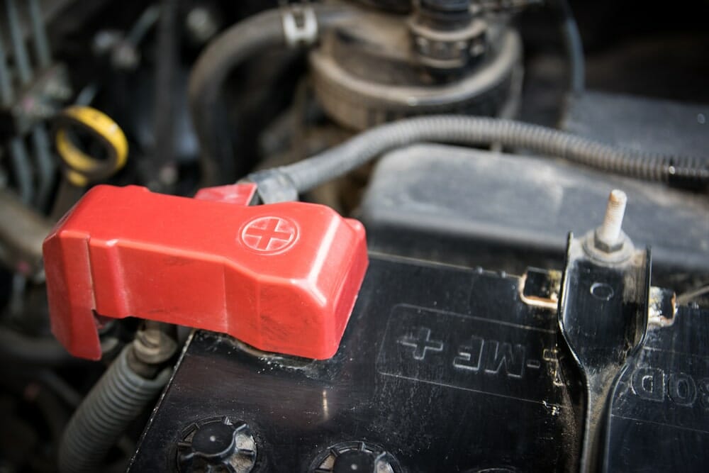 Positive Or Negative First When Connecting A Battery? (Red Or Black)