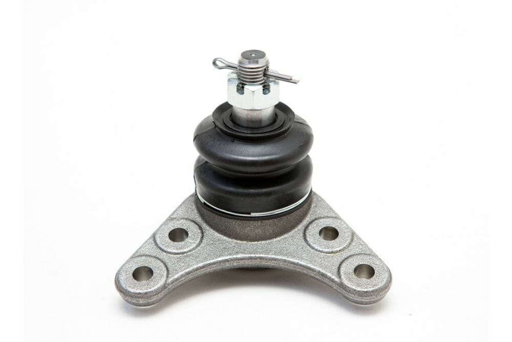 Squeaking Noise From Front Wheel When Driving (Causes & Fixes)