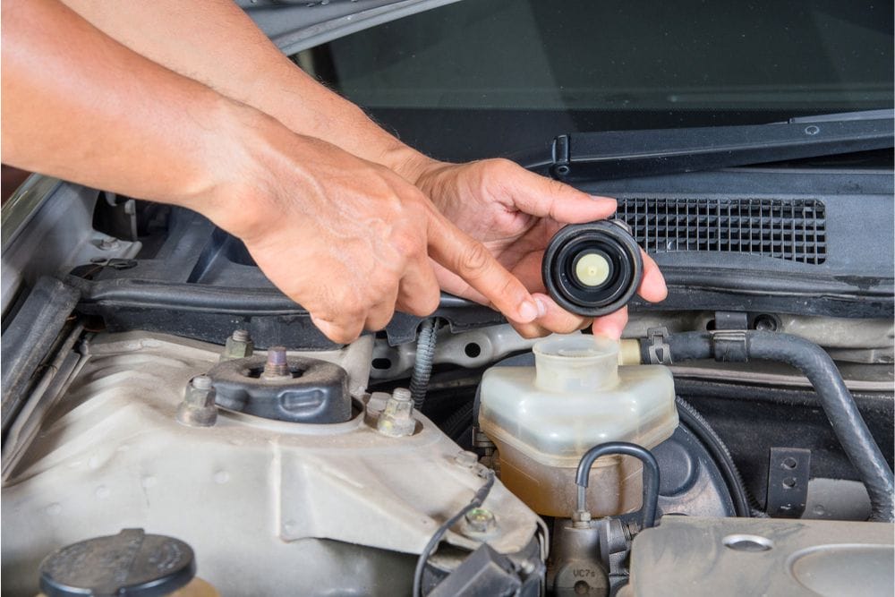 7 Symptoms Of A Bad Brake Master Cylinder