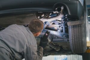 7 Bad Driveshaft Symptoms (Diagnose A Drive Shaft)